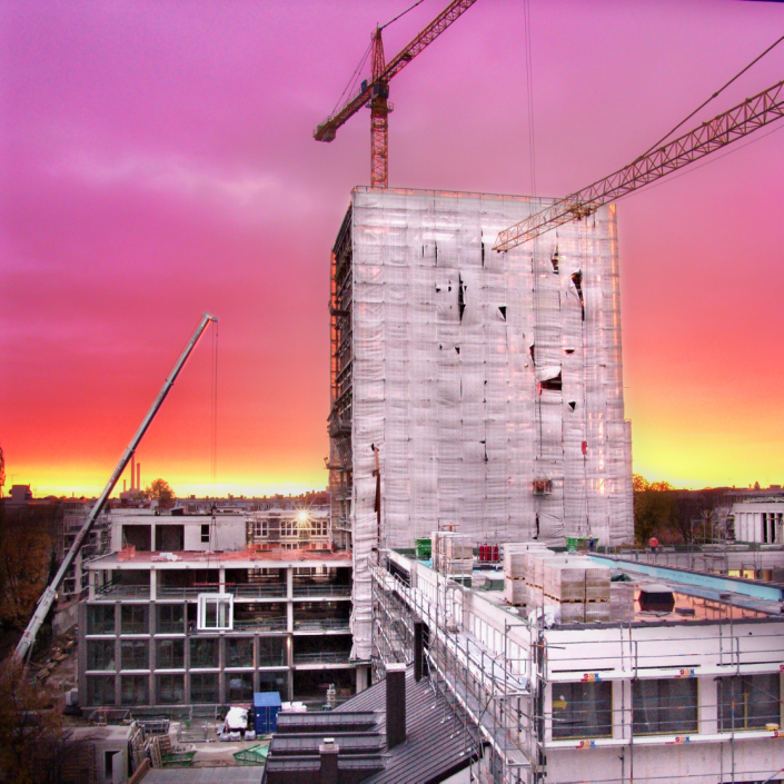 Fotoausstellung SEVEN(th) HEAVEN - Behram Salmassinia